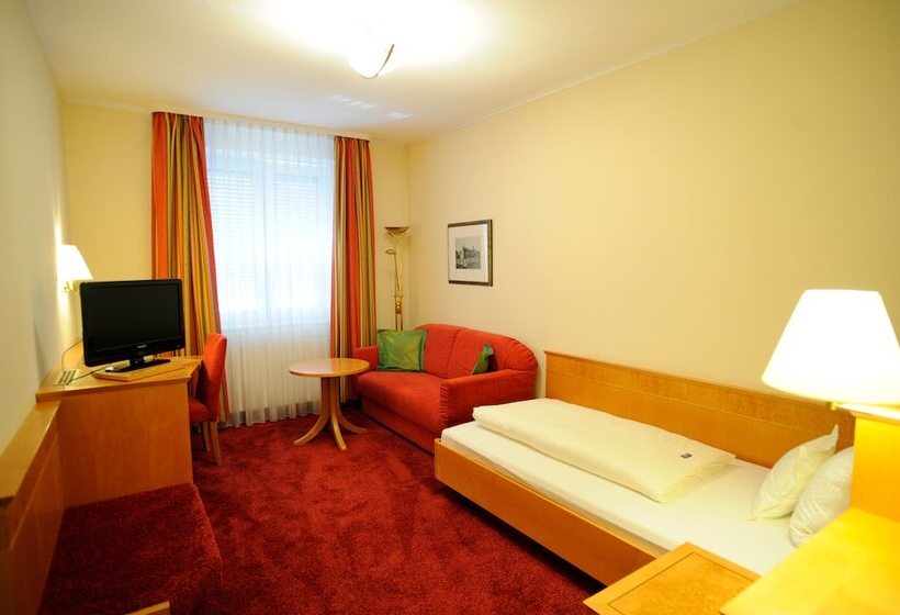 컴포트 싱글 룸, Beethoven