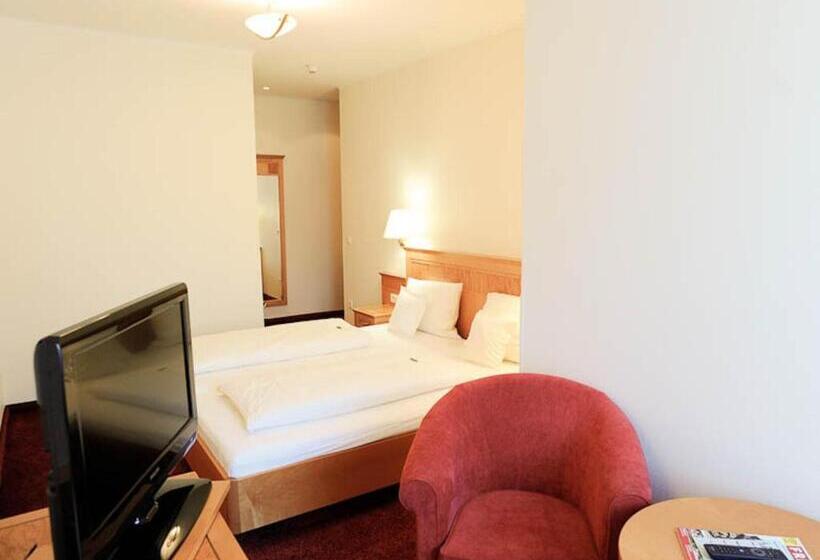 스탠다드 싱글 룸, Beethoven