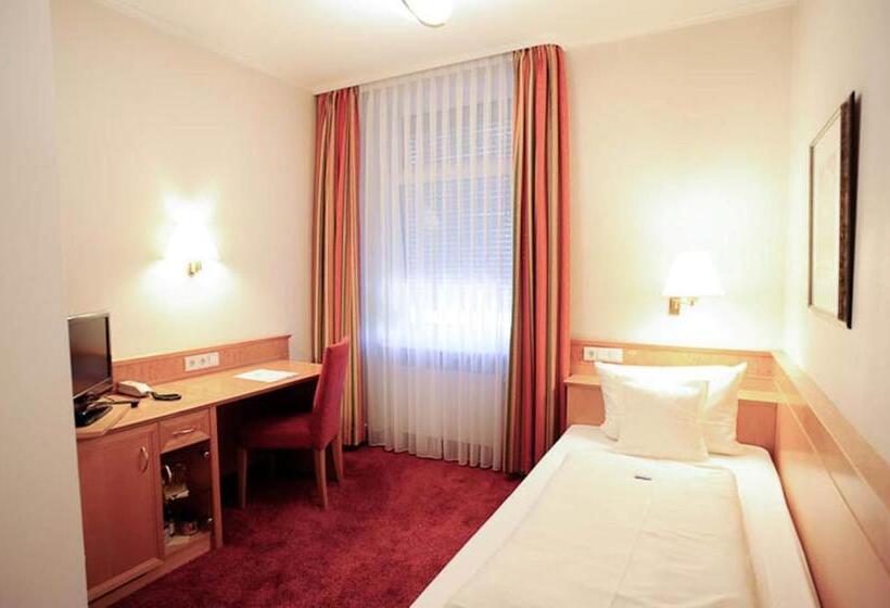 스탠다드 싱글 룸, Beethoven