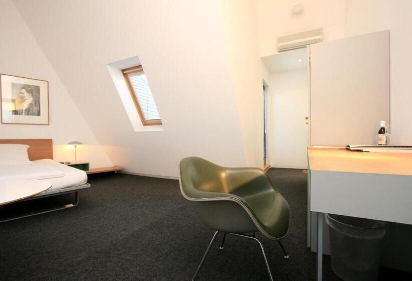 수피리어 싱글 룸, Chelsea