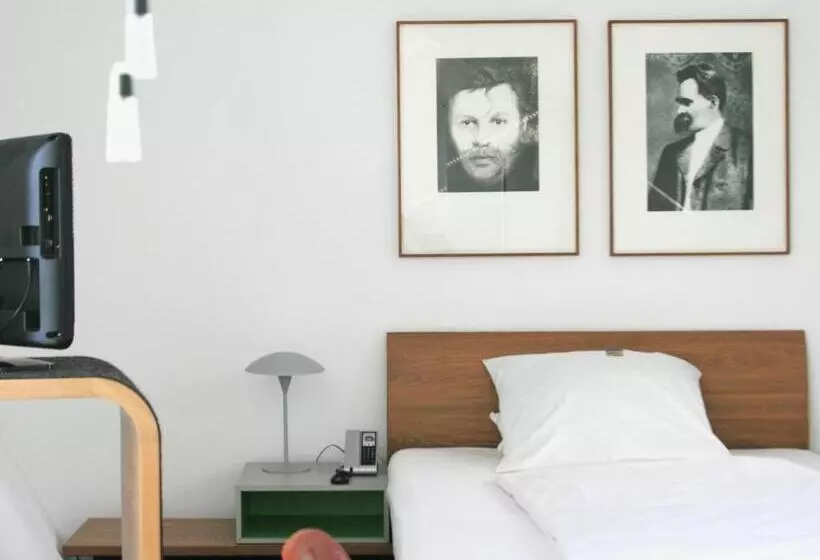 اتاق سوپریور یک تخته, Chelsea