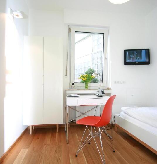 스탠다드 싱글 룸 공동욕실, Chelsea