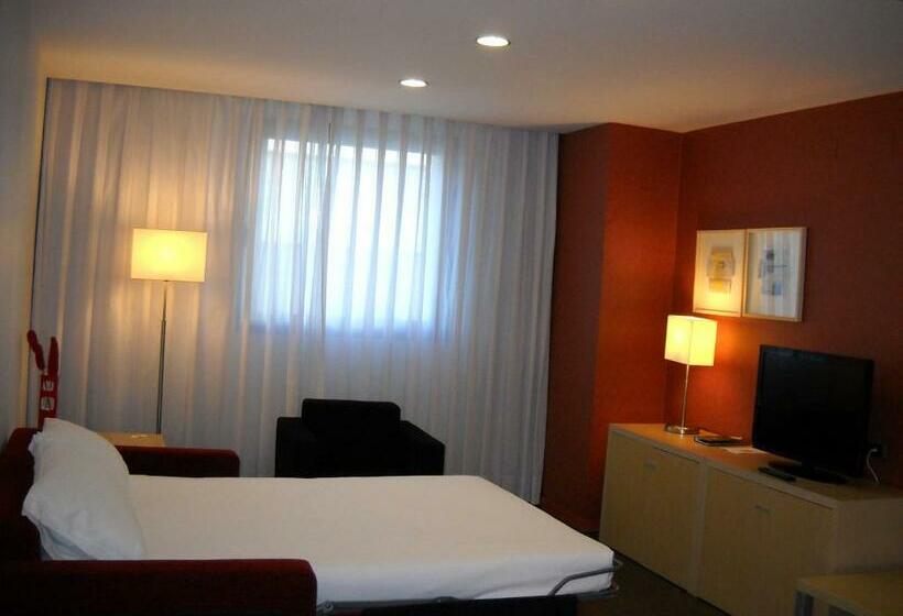 패밀리 룸, Civis Luz Castellón 4s