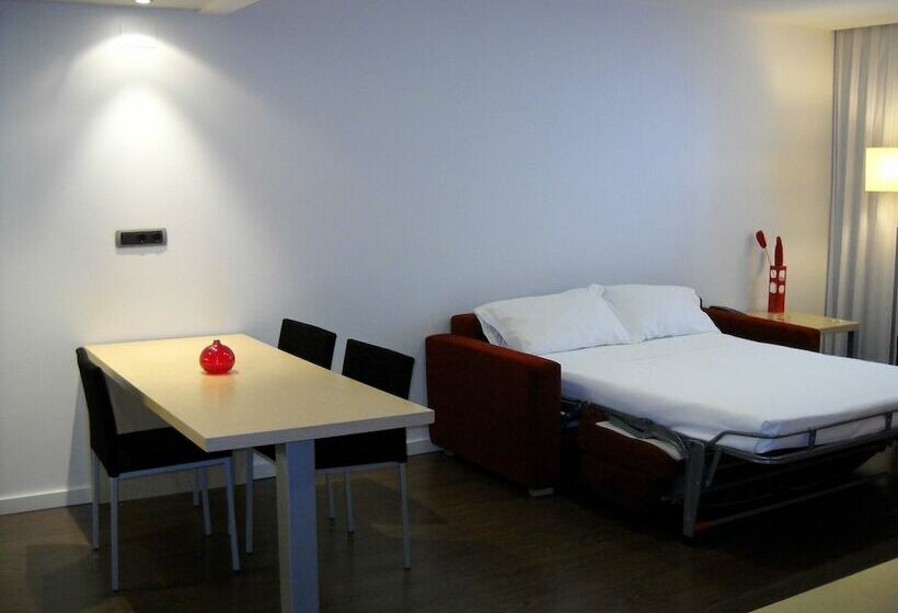 패밀리 룸, Civis Luz Castellón 4s