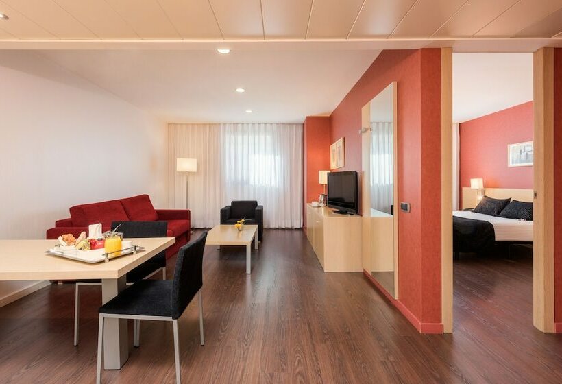 패밀리 룸, Civis Luz Castellón 4s