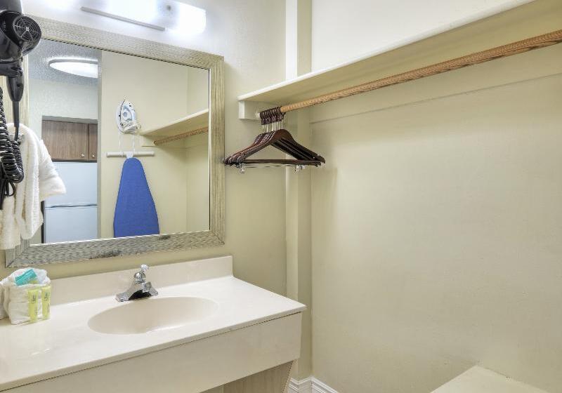 غرفة قياسية مطلّة علي البحر, El Caribe Resort And Conference Center