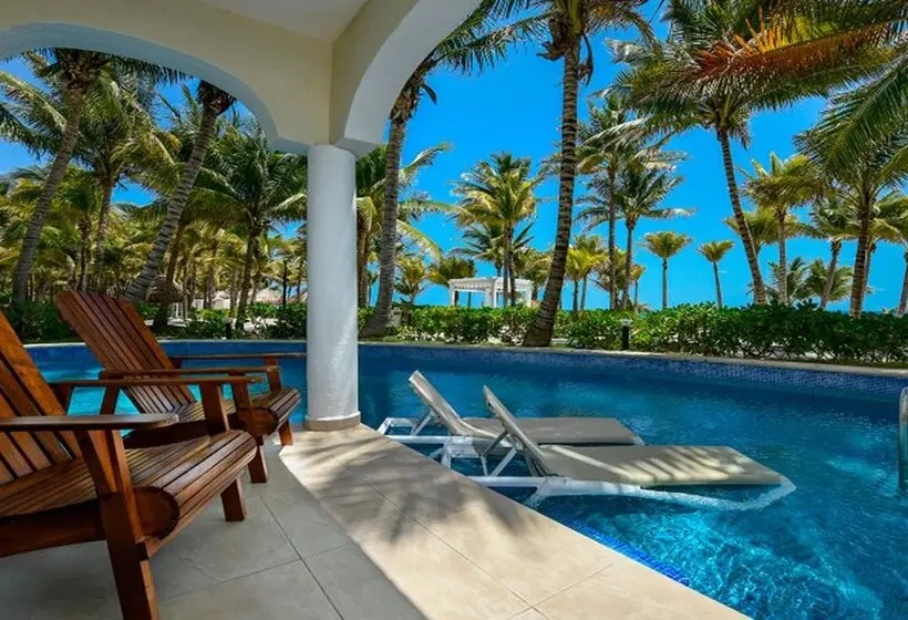 Junior swim-up suite, El Dorado Royale, All & More Inclusive - Adults Only