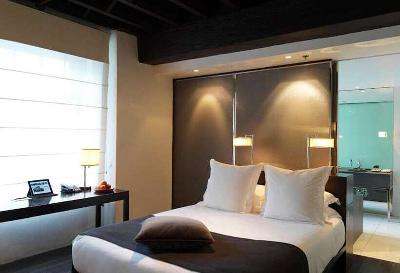 스탠다드 스튜디오, Establishment