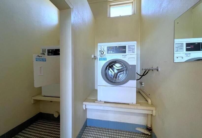 חדר סטנדרט עם מיטת קווין, Goulburn Central Motel