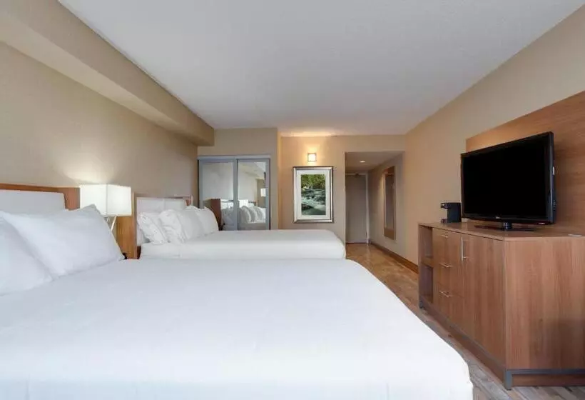 اتاق استاندارد با 2 تخت دوبل, Holiday Inn Express Hotel & Suites Uptown Fredericton, An Ihg
