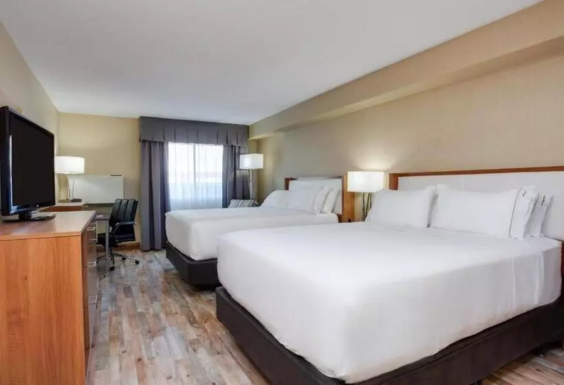 اتاق استاندارد با 2 تخت دوبل, Holiday Inn Express Hotel & Suites Uptown Fredericton, An Ihg