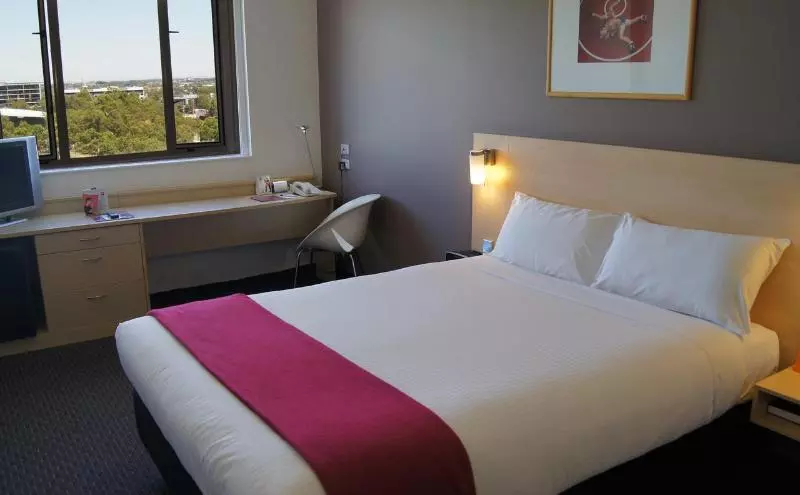 キングサイズベッドのスタンダードルーム, Ibis Sydney Olympic Park
