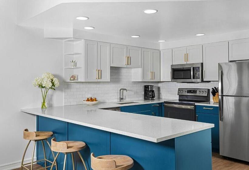 Вилла 2 Спальни, Marriott's Legends Edge at Bay Point