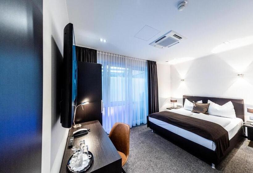 Номер Стандарт Трехместный, Mauritius Hotel & Therme