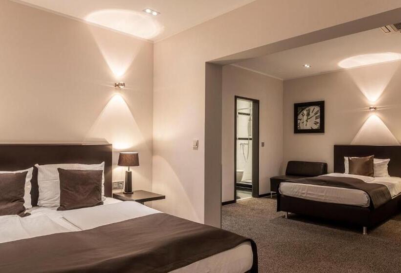 Четырехместный Номер Стандарт, Mauritius Hotel & Therme