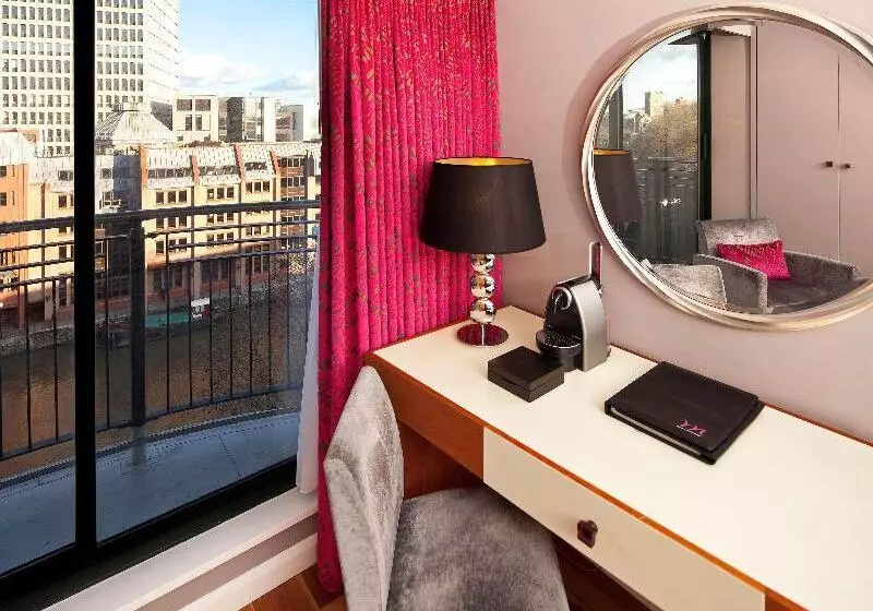 スタンダードルーム, Mercure Brigstow Bristol