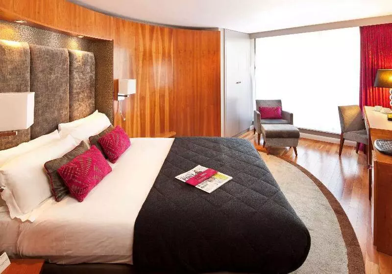 スタンダードルーム, Mercure Brigstow Bristol