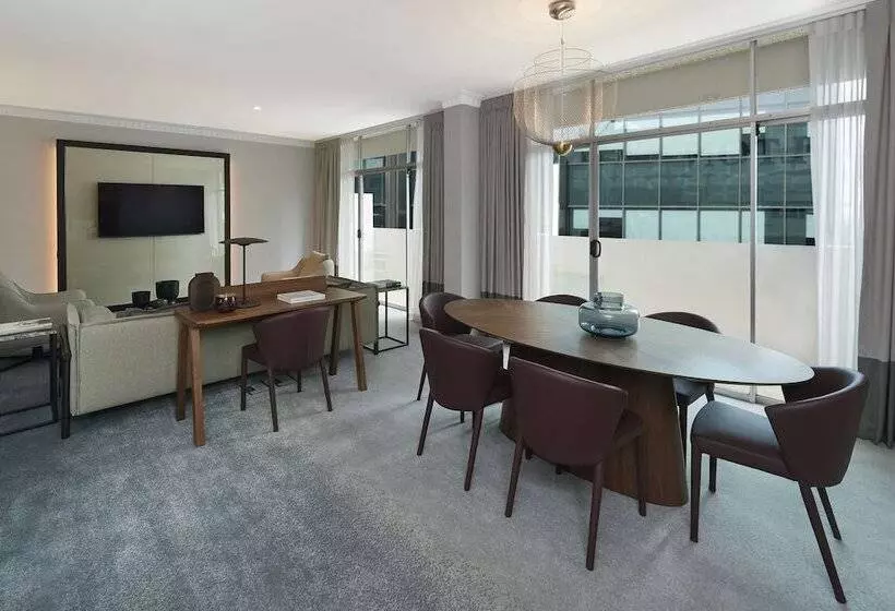 Premium Suite, Parmelia Hilton Perth