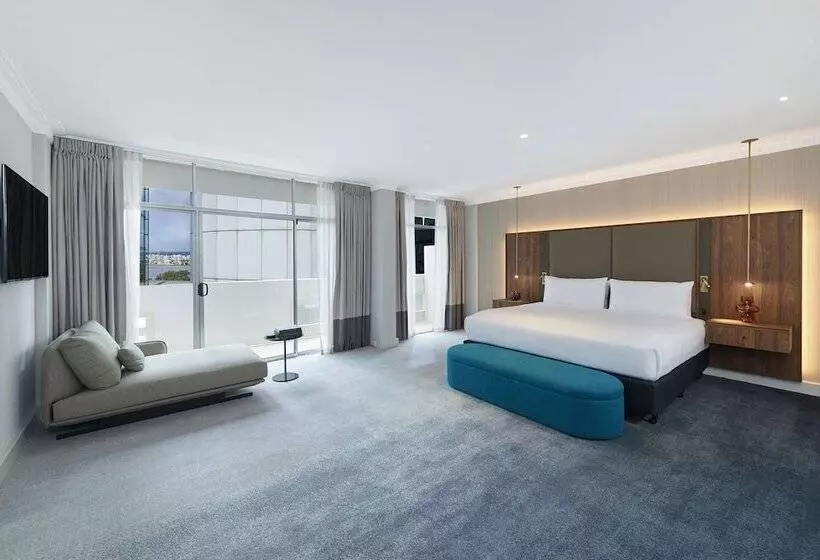 Premium Suite, Parmelia Hilton Perth