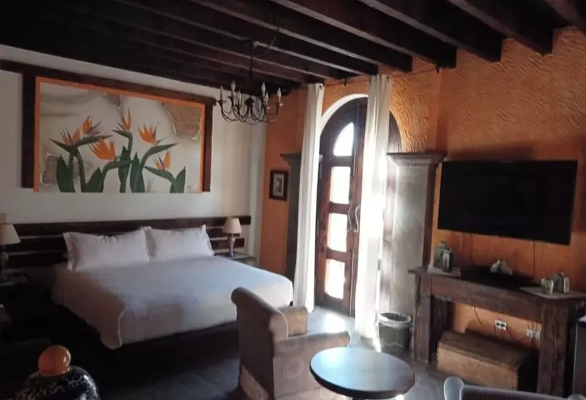 سوییت جونیور, Boutique Posada De Las Flores Loreto