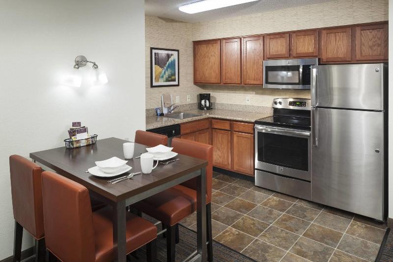 Люкс, Residence Inn Kansas City Overland Park