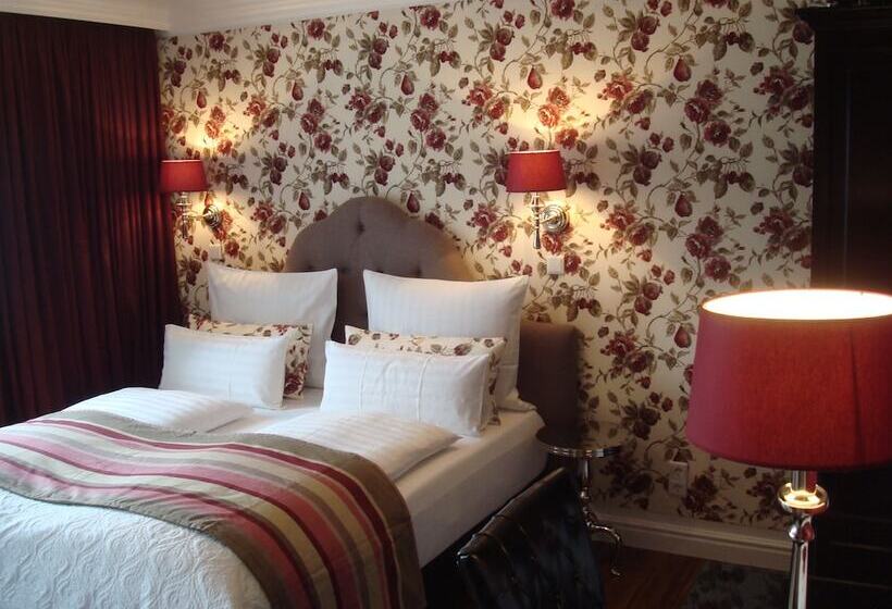 غرفة بيزنس, Sir & Lady Astor