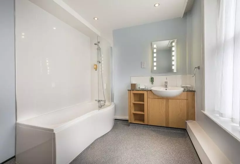 اتاق لوکس, The Swan Hotel, Stafford, Staffordshire