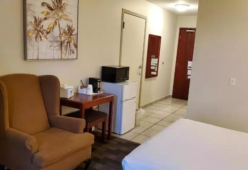 身障者適用スタンダードルーム, Travelodge By Wyndham Stony Plain