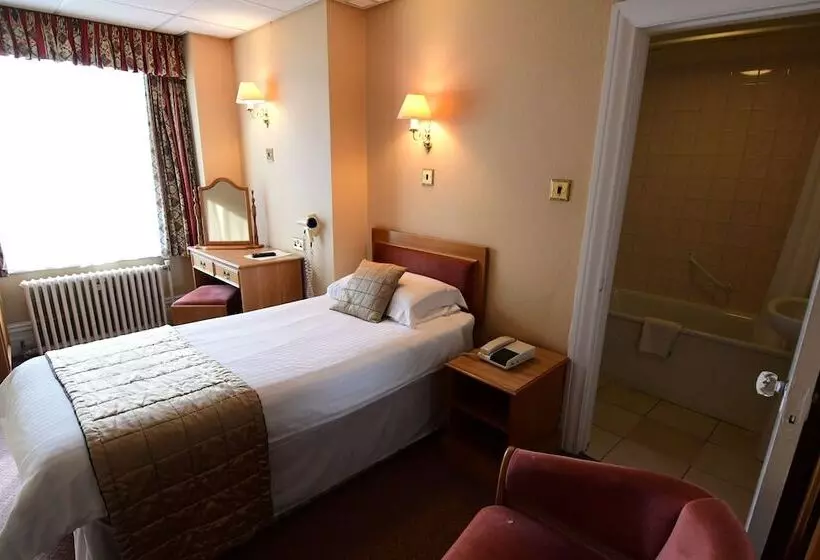 اتاق استاندارد یک نفره, The Trouville Bournemouth