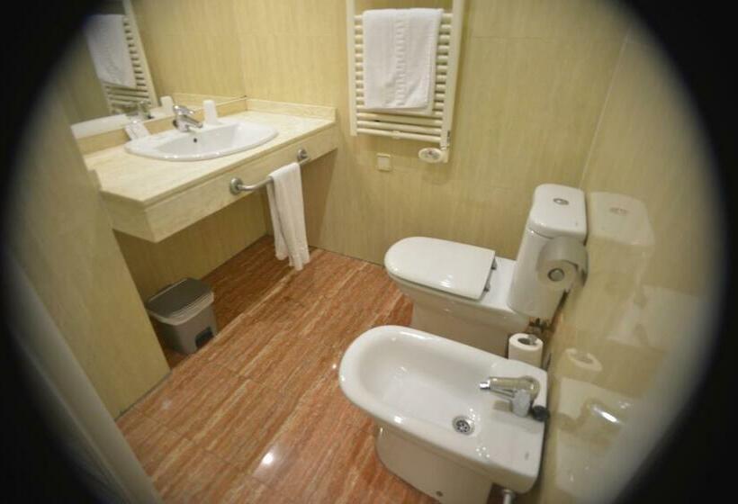 غرفة قياسية فردية, Velilla