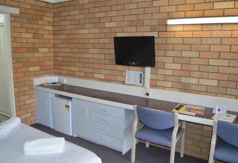 Economy Triple Room, Wanderlight Motor Inn