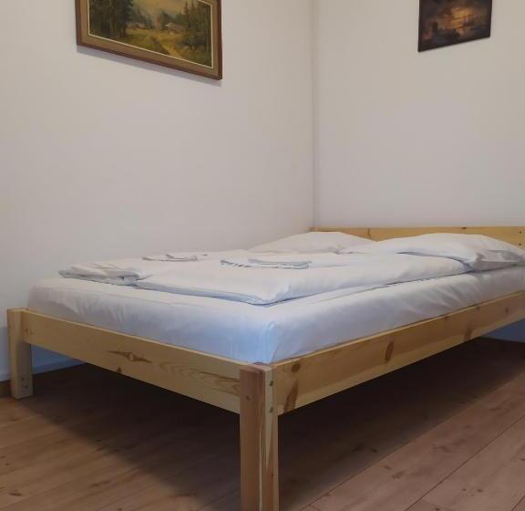 اتاق استاندارد, Pension Spree