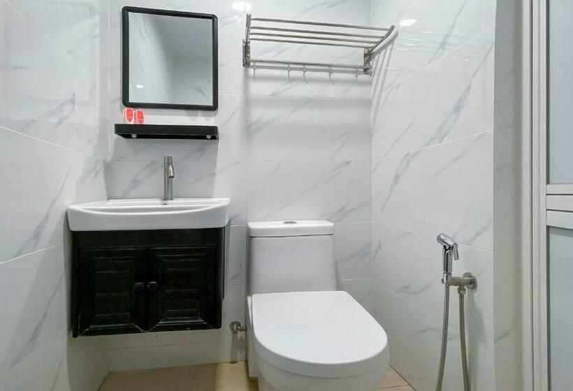 デラックスルーム, Oyo 90039 Coop  Kangar