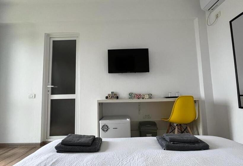 اتاق استاندارد, Glow Guesthouse Costinesti