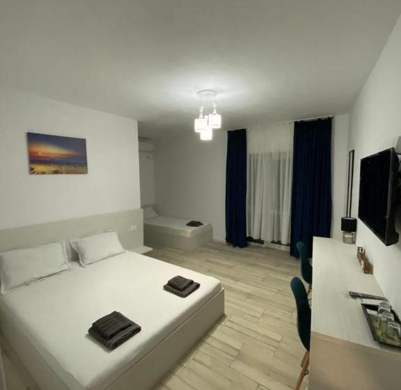 バルコニー付きスタンダードトリプルルーム, Glow Guesthouse Costinesti