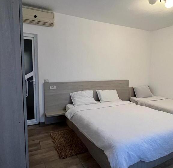 スタンダードトリプルルーム, Glow Guesthouse Costinesti