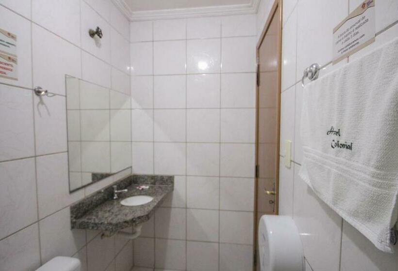 غرفة قياسية, Colonial