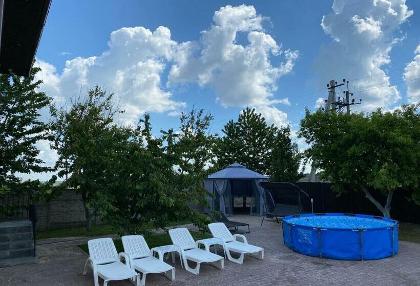 ویلای 1 خوابه, Ness готельно ресторанний комплекс