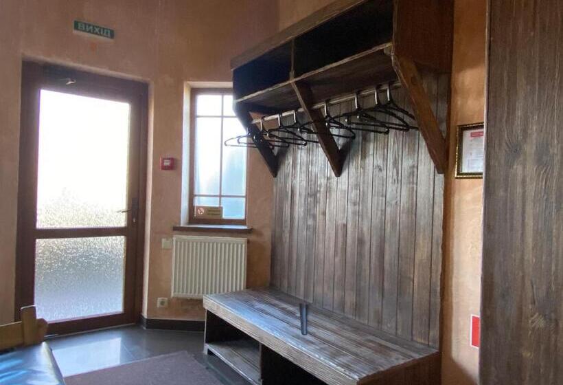 اتاق خانوادگی, Ness готельно ресторанний комплекс