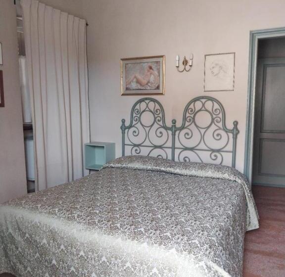 スタンダードルーム, Tenuta Montanello B&b
