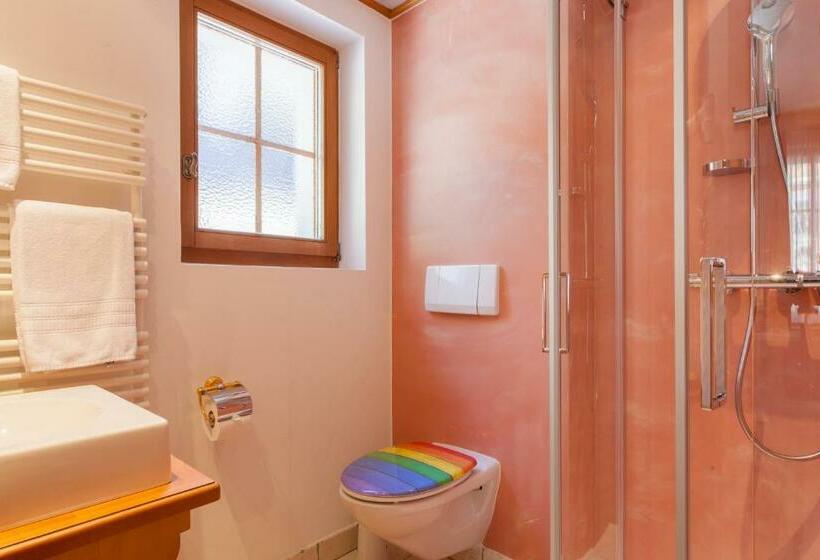 スタンダードシングルルーム, Berghof