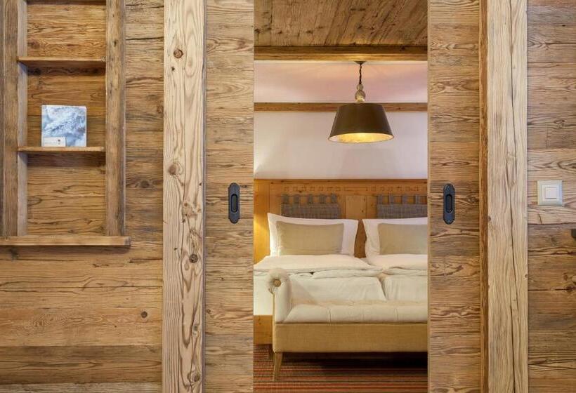 ファミリールーム, Berghof