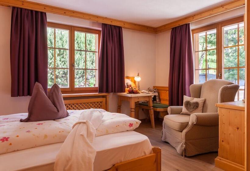 スタンダードシングルルーム, Berghof