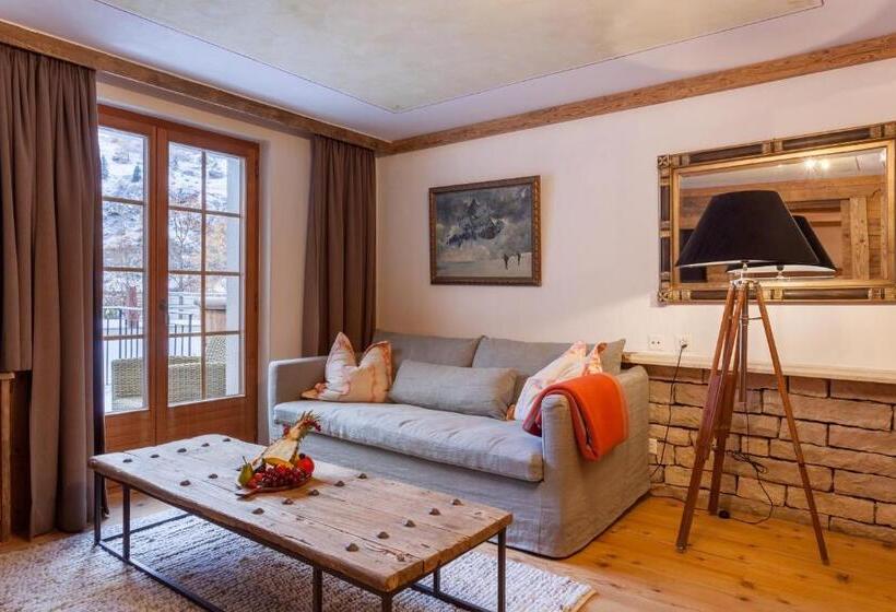 ファミリールーム, Berghof