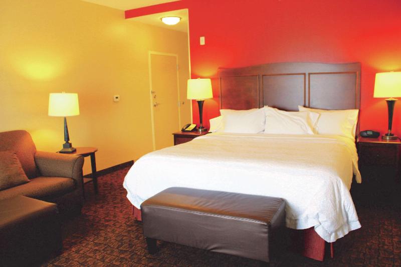 Номер Стандарт Адаптированный для Инвалидов, Country Inn & Suites By Radisson, Birch Run Frankenmuth, Mi