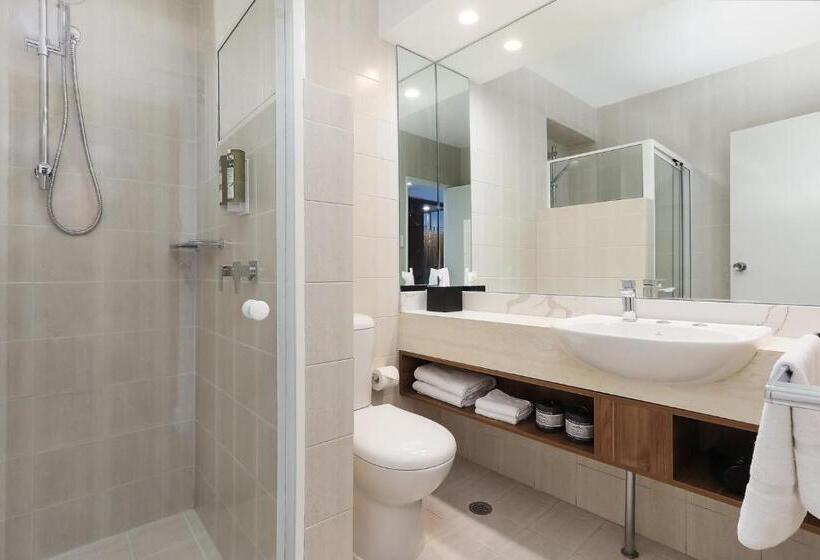 스탠다드 스튜디오, Killara Hotel & Suites