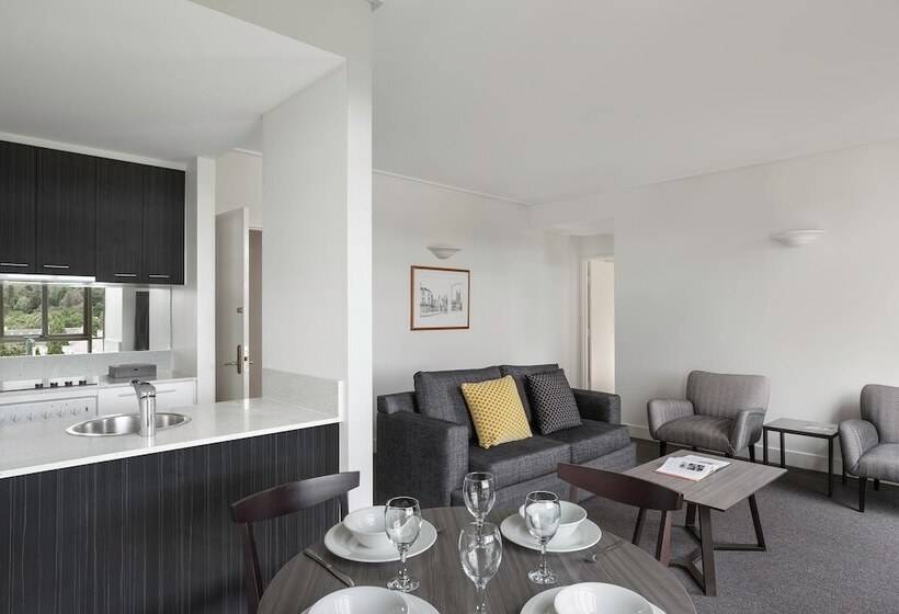 Апартаменты 1 Спальня, Mantra On Jolimont Melbourne