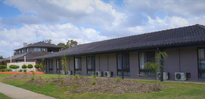 Номер Стандарт, Meninya Palms Resort Moama