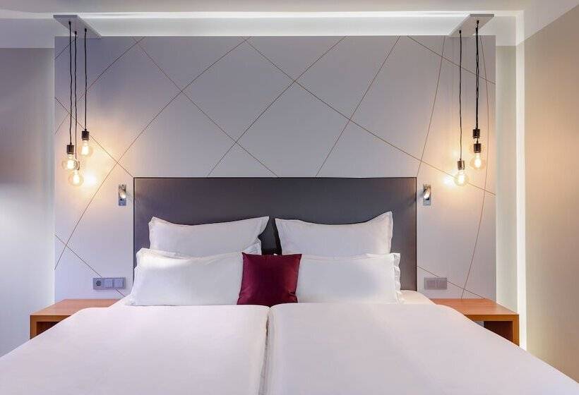 غرفة برستيج, Mercure  Kamen Unna