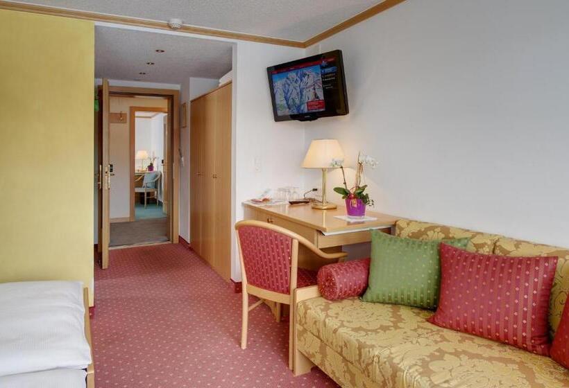 带观景的高级间, Metropol & Spa Zermatt